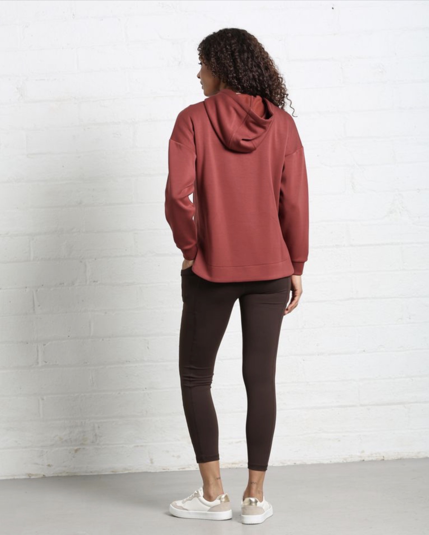 R&R Rumi Hoodie Berry - Image 2