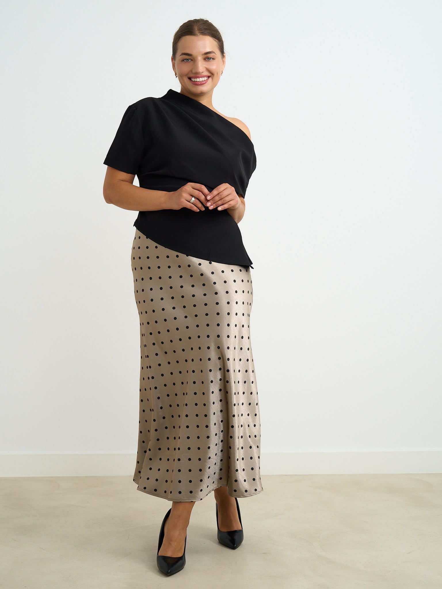 Vesper Champagne Satin Skirt