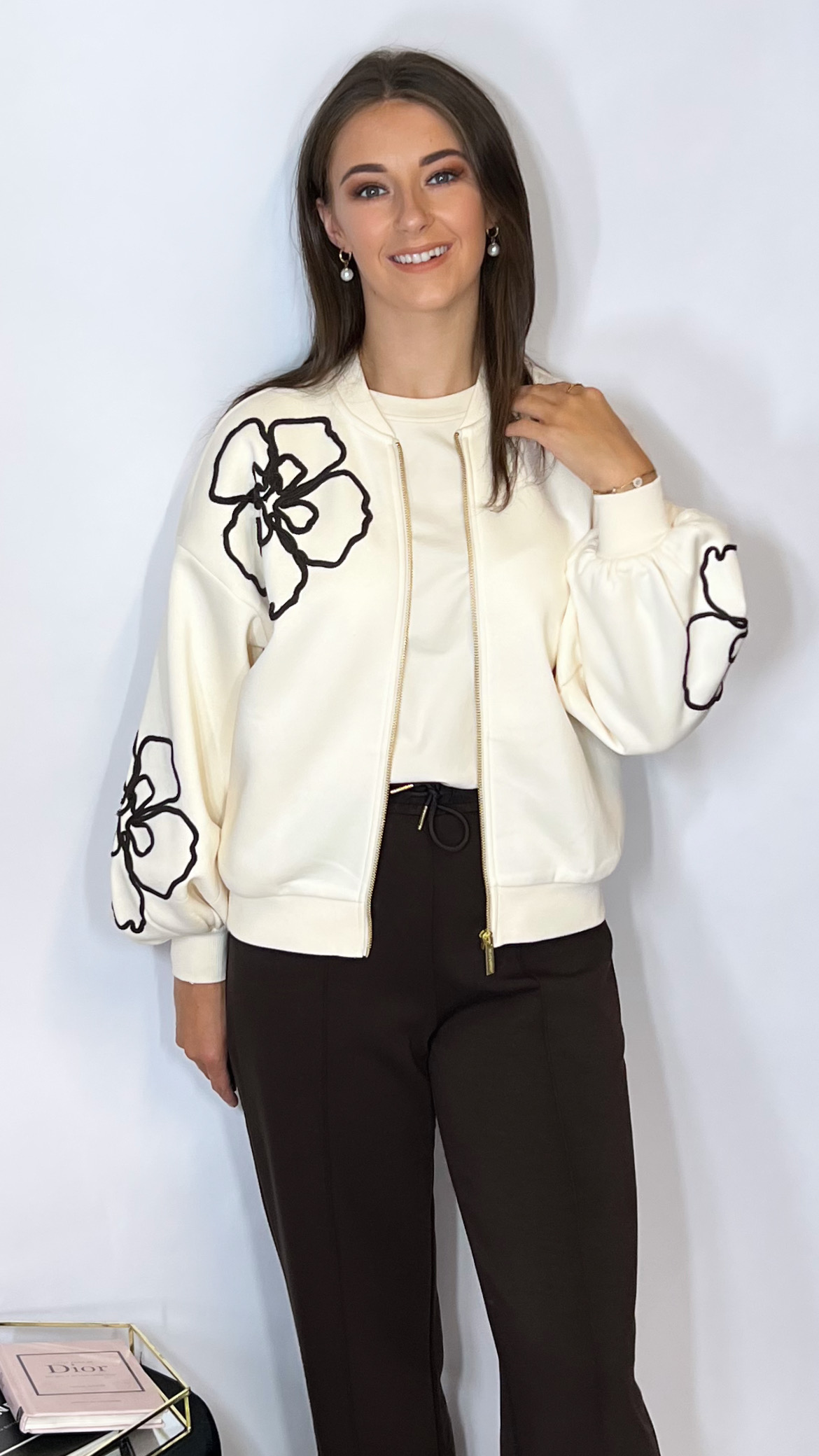R&R Ruby Bomber Cream - Image 2
