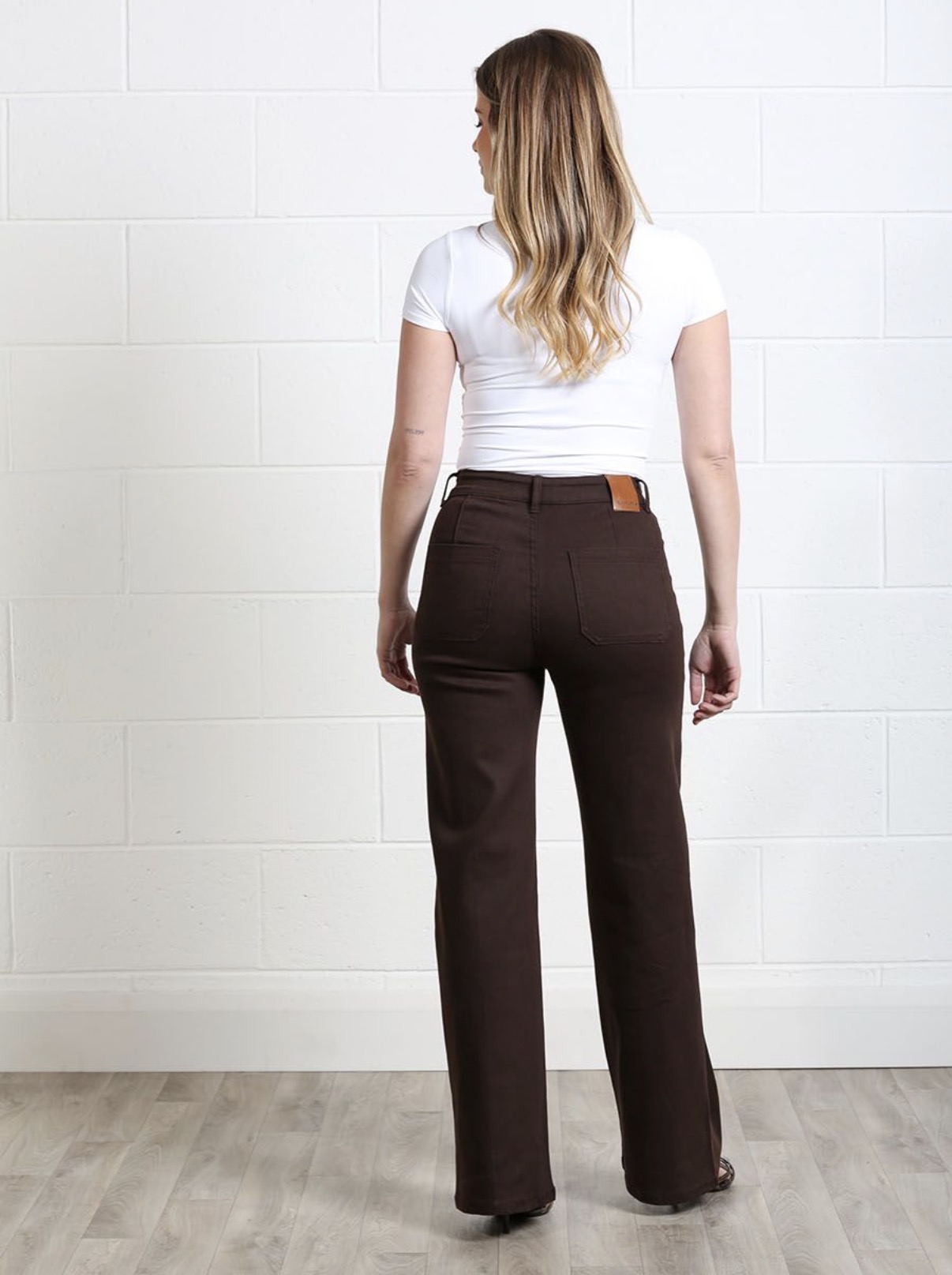 R&R Bridget Cords Brown- Short - Image 3