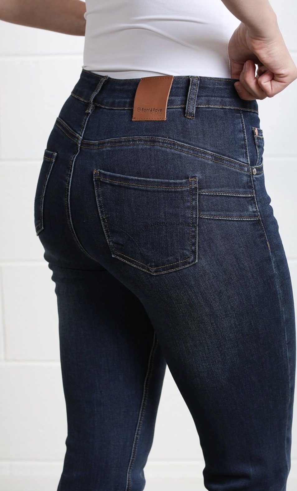 R&R Margaret Bootcut Jean- Reg - Image 3