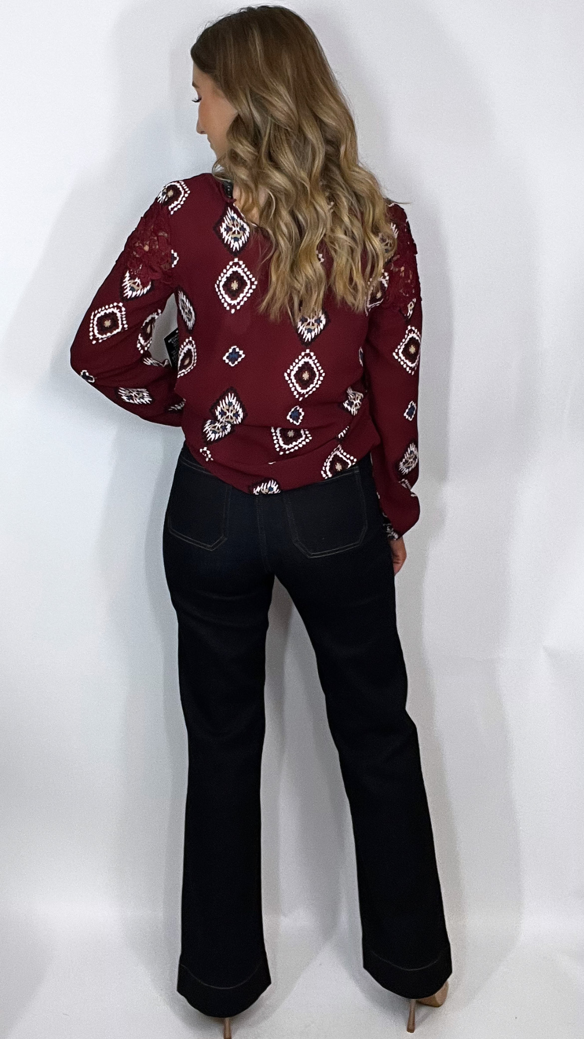 Nerissa Top Wine - Image 2