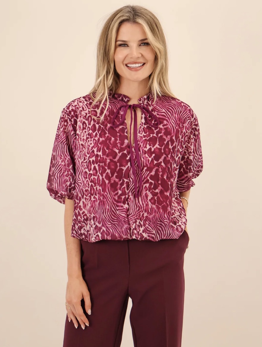 K&P Ava Top Wine