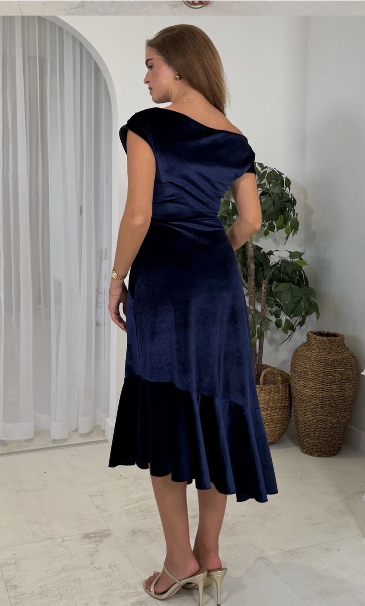 Felicity Velvet Dress Navy - Image 2